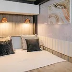 Ht Houseboats - Luksusowe Na Wodzie - Sauna, Jacuzzi Botel *