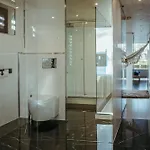 Ht Houseboats - Luksusowe Na Wodzie - Sauna, Jacuzzi 미엘노