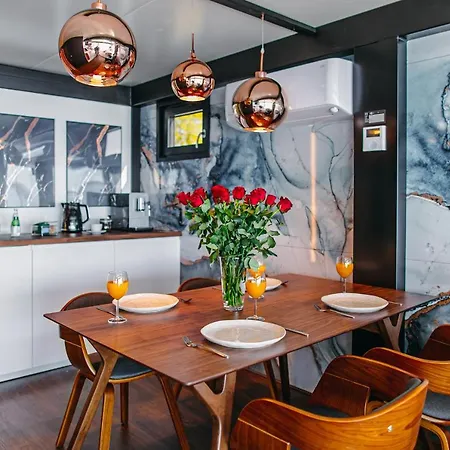 Na Wodzie - Grand Ht Houseboats - With Sauna, Jacuzzi&massage Chair