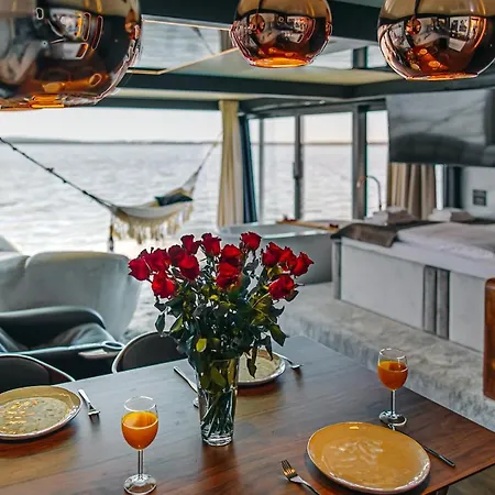 船屋 Grand Ht Houseboats - Na Wodzie - Sauna, Jacuzzi, Kominek *