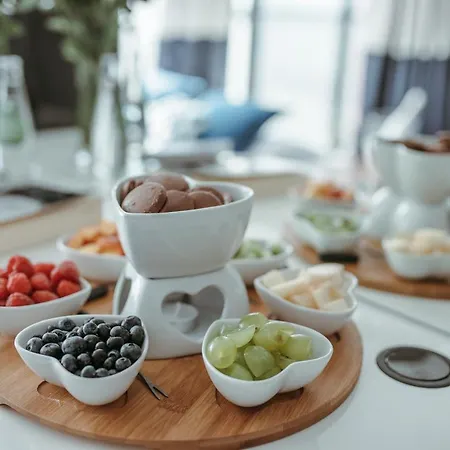 Grand Ht Houseboats - Na Wodzie - Sauna, Jacuzzi, Kominek 梅尔诺