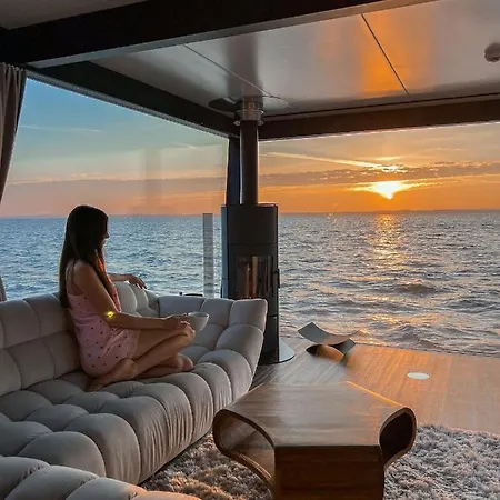 Grand Ht Houseboats - Na Wodzie - Sauna, Jacuzzi, Kominek *