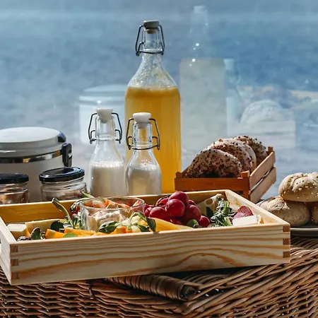 Ht Houseboats - Luksusowe Na Wodzie - Sauna, Jacuzzi Bådhotel Mielno (Koszalin)