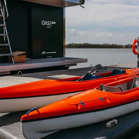 Ht Houseboats - Luksusowe Na Wodzie - Sauna, Jacuzzi Bådhotel *