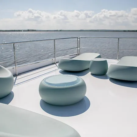 Grand Ht Houseboats - Na Wodzie - Sauna, Jacuzzi, Kominek 船屋 *