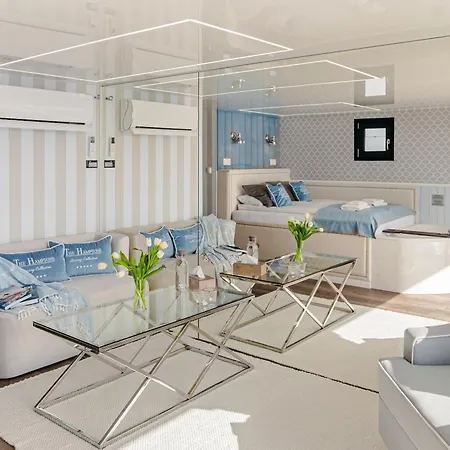 Ht Houseboats - Luksusowe Na Wodzie - Sauna, Jacuzzi * Мельно
