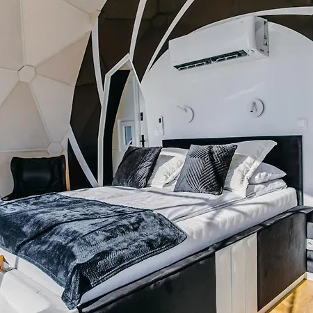 Hotel na wodzie Na Wodzie - Grand Ht Houseboats - With Sauna, Jacuzzi&massage Chair Mielno (Koszalin)