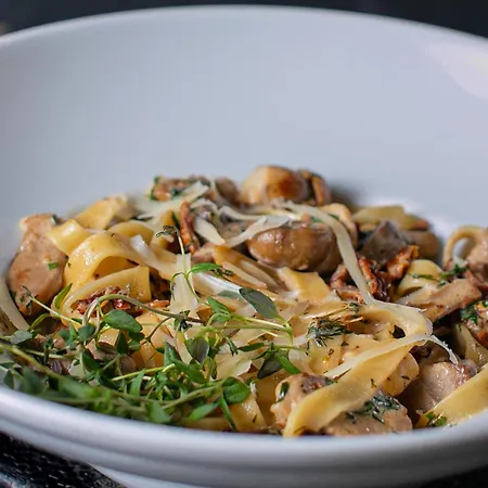 Ht Houseboats - Luksusowe Na Wodzie - Sauna, Jacuzzi