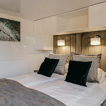 Grand Ht Houseboats - Na Wodzie - Sauna, Jacuzzi, Kominek Mielno (Koszalin)