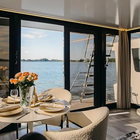 Botel Grand Ht Houseboats - Na Wodzie - Sauna, Jacuzzi, Kominek Mielno (Koszalin)